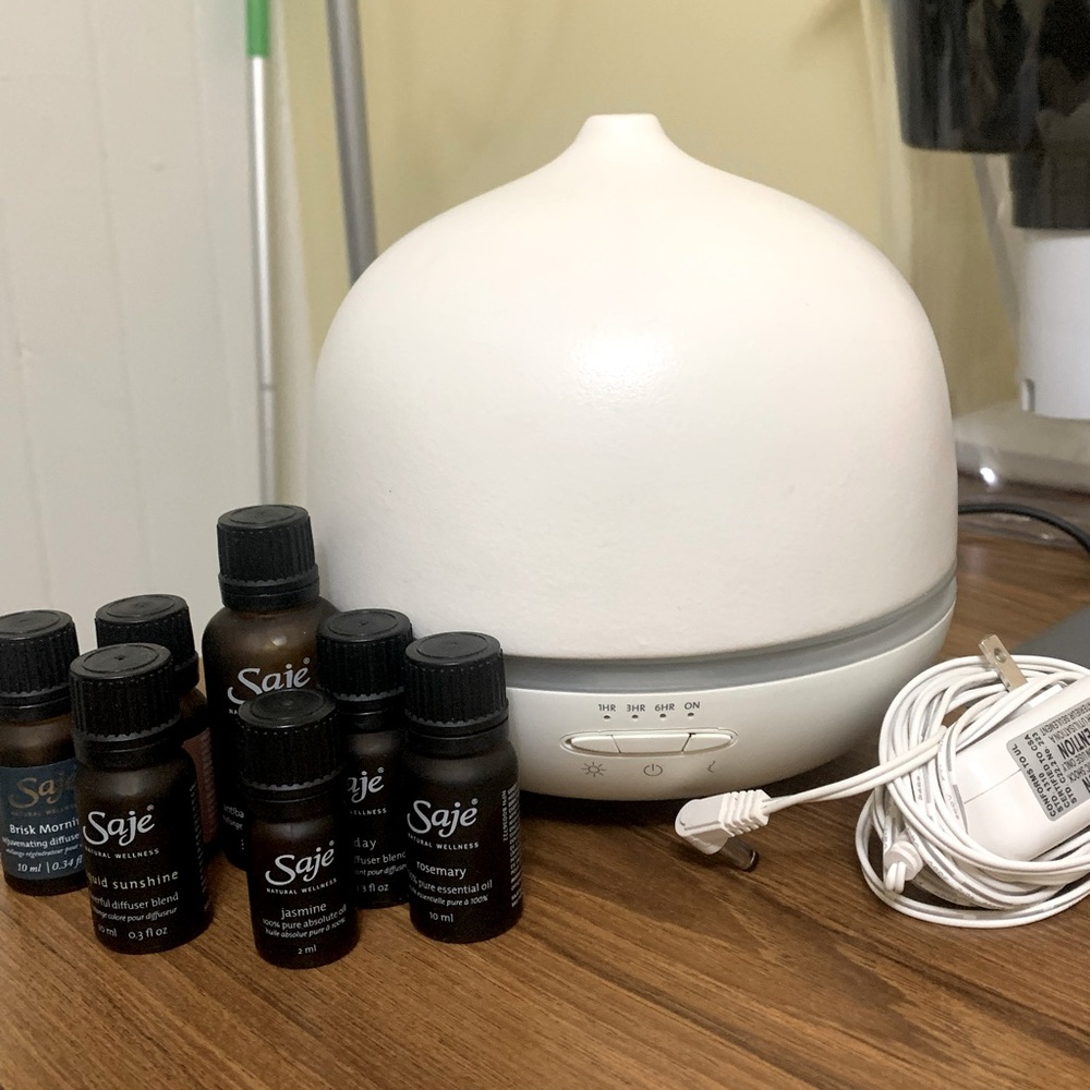 Saje Cream Aroma Diffuser with Essential Oils
